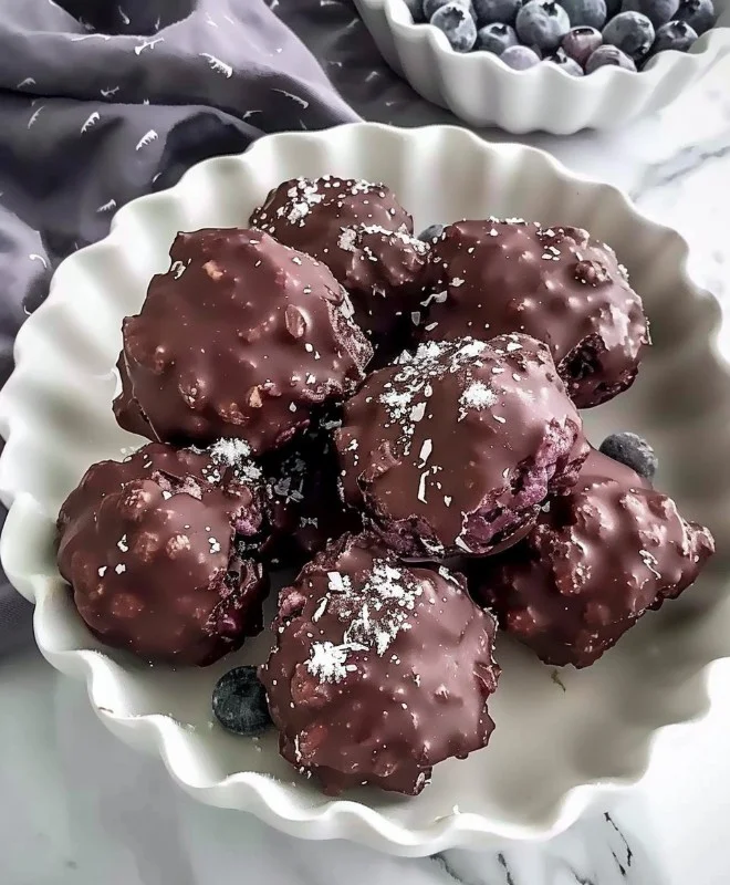 3 Ingredient Blueberry Yogurt Clusters - Viral Recipe